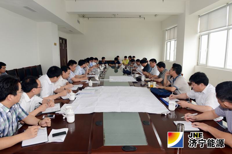 张广宇到安居煤矿现场办公