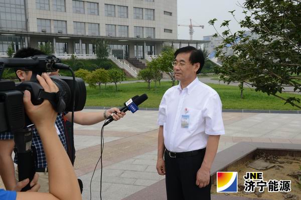 “任城安全行”走进安居煤矿
