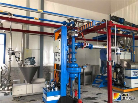 落陵矿用产品公司引进树脂锚固剂全自动生产线