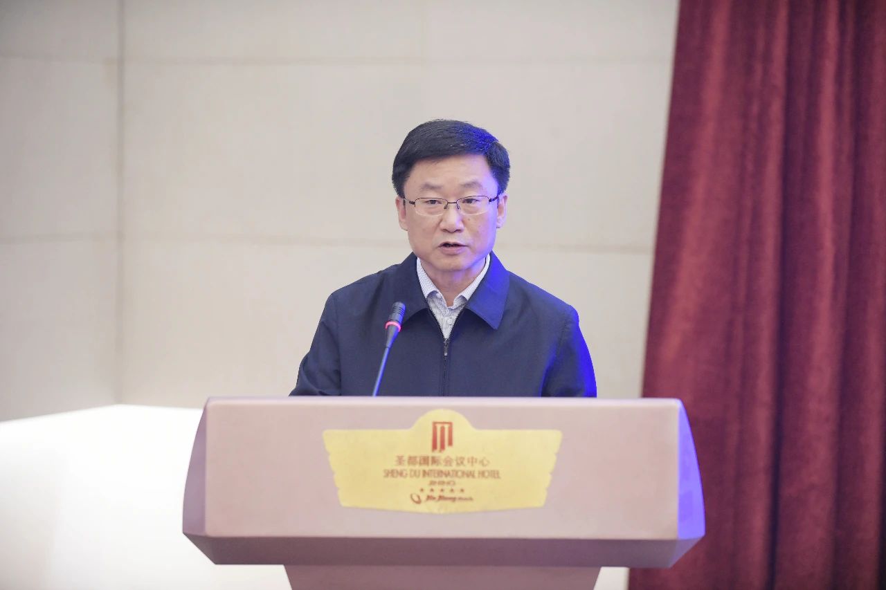 1603852008612836.jpg 山东大学——济宁能源合作共建高端装备制造研究中心签约成立暨揭牌仪式隆重举行2.jpg