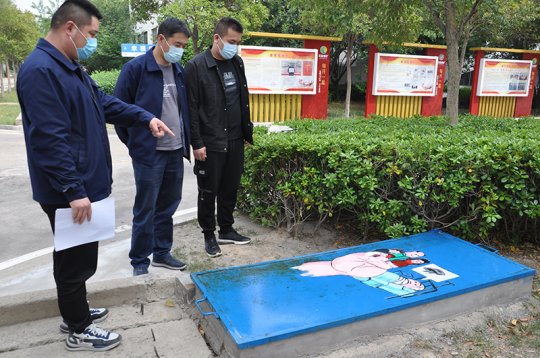 花园煤矿丨职工妙笔生花“井盖”变“景盖”