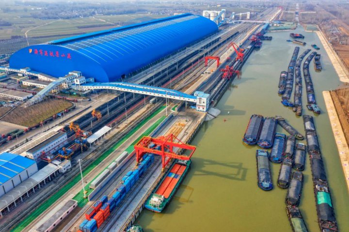 再传喜讯！梁山港12月单月集疏港量突破244万吨