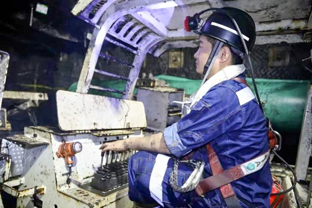 1754958969450757.jpg 01.jpg