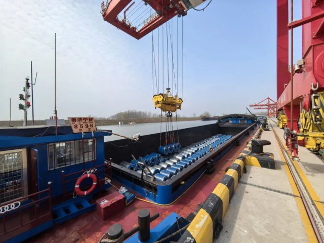 中交润杨携手太原钢铁首单“铁转水”业务在龙拱港正式启动