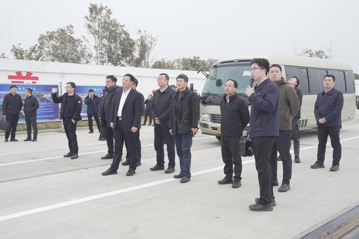 浙江省交通运输厅领导到山东融汇集团调研交流