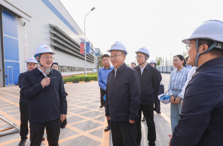 省科技厅领导到访山东融汇集团