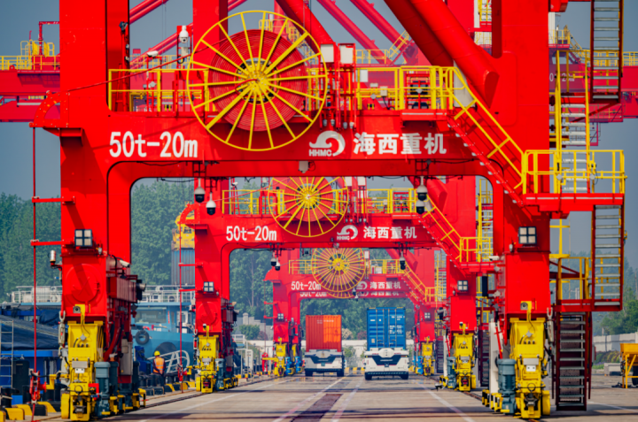 龙拱港一项目获届全国设备管理与技术创新成果一等奖